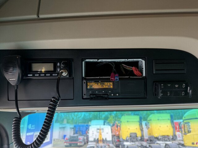 Mercedes-Benz ACTROS 1846 4x4 HAD Euro 6 Kipphydraulik - Dragbil: bild 4 Mercedes-Benz ACTROS 1846 4x4 HAD Euro 6 Kipphydraulik - Dragbil: bild 4