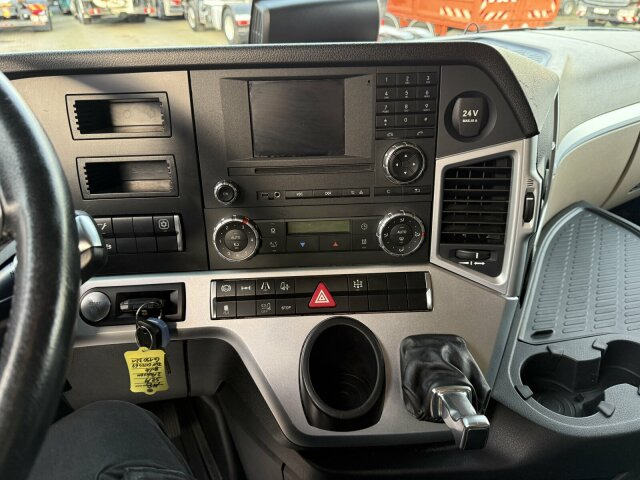 Mercedes-Benz Actros 1848 4x2 Kipphyd. Euro6 Blatt/Luft - Dragbil: bild 3 Mercedes-Benz Actros 1848 4x2 Kipphyd. Euro6 Blatt/Luft - Dragbil: bild 3