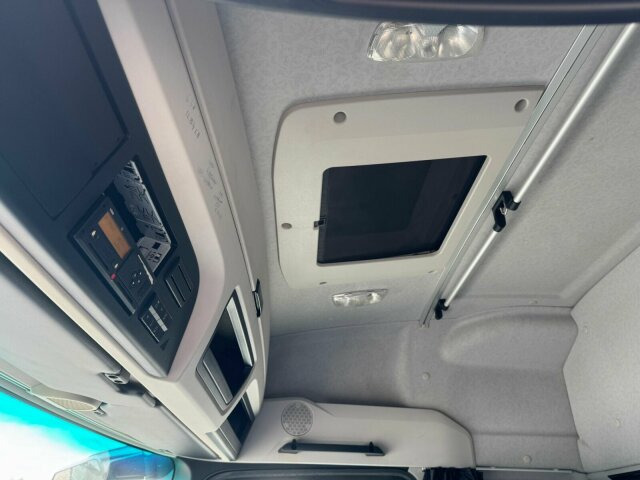 Mercedes-Benz Arocs 2142 4x4H SZM Euro 6 Kipphydraulik - Dragbil: bild 2 Mercedes-Benz Arocs 2142 4x4H SZM Euro 6 Kipphydraulik - Dragbil: bild 2