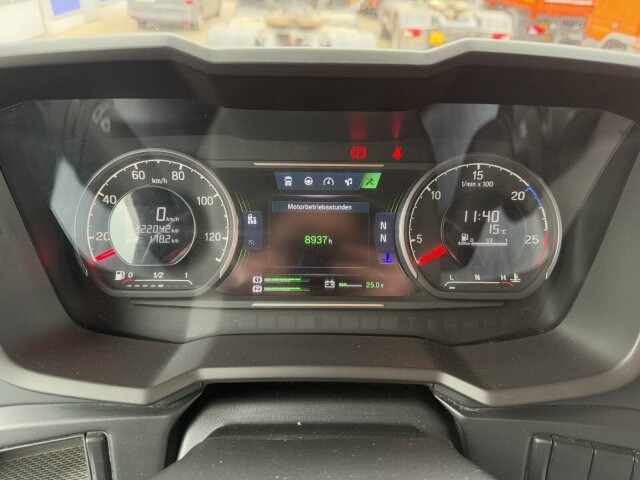 Scania G450 XT 4x4 Euro 6 SZM Kipphydraulik Blatt/ Luft - Dragbil: bild 2 Scania G450 XT 4x4 Euro 6 SZM Kipphydraulik Blatt/ Luft - Dragbil: bild 2