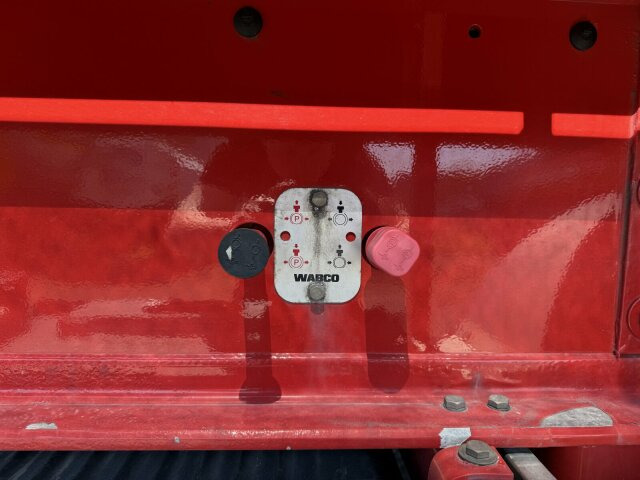 Feldbinder KIP 60.3 Silo 60.000 L 3 Achse ADR - Bulktrailer: bild 4 Feldbinder KIP 60.3 Silo 60.000 L 3 Achse ADR - Bulktrailer: bild 4