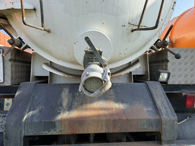 Hüffermann HSD181D Tankanhänger für nicht GGVS Güter - Tanksläp: bild 2 Hüffermann HSD181D Tankanhänger für nicht GGVS Güter - Tanksläp: bild 2