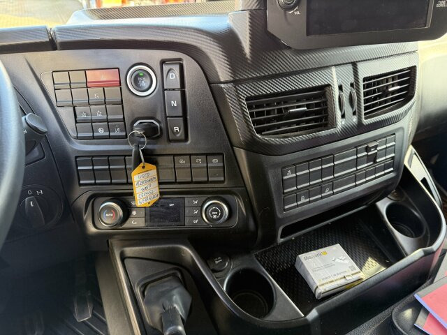 Iveco X-Way 480 6x2 Abrollkipper Palfinger PH T20 SLD5 - Lastväxlare lastbil: bild 3 Iveco X-Way 480 6x2 Abrollkipper Palfinger PH T20 SLD5 - Lastväxlare lastbil: bild 3