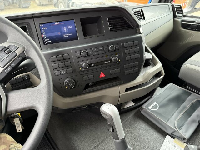 MAN TGS 26.400 6x6 Abrollkipper HIAB Optima 20S - Lastväxlare lastbil: bild 3 MAN TGS 26.400 6x6 Abrollkipper HIAB Optima 20S - Lastväxlare lastbil: bild 3