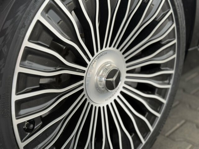 Maybach Mercedes Benz S680 Maybach V12 High-End -Paket - Sedan: bild 2 Maybach Mercedes Benz S680 Maybach V12 High-End -Paket - Sedan: bild 2