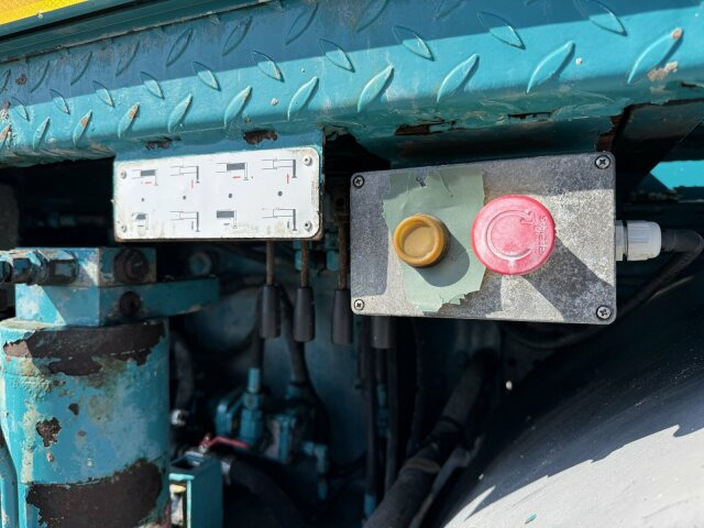 Mercedes-Benz AROCS 2844 6x4 Euro 6 Betonpumpe SERMAC 5Z33 - Betongpump: bild 5 Mercedes-Benz AROCS 2844 6x4 Euro 6 Betonpumpe SERMAC 5Z33 - Betongpump: bild 5