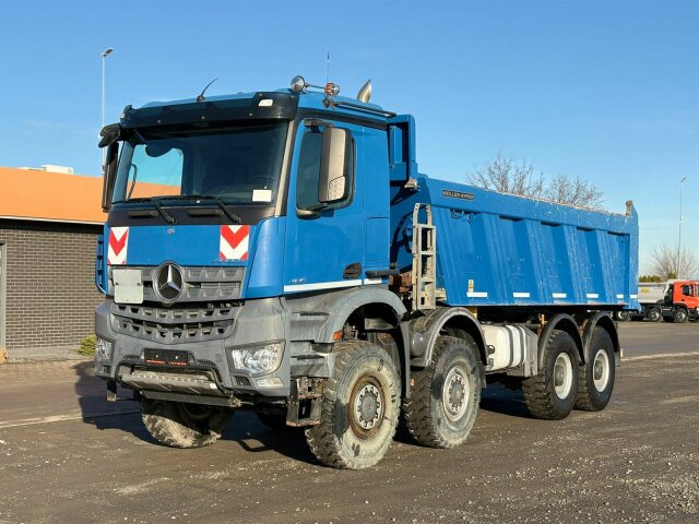 Mercedes-Benz AROCS 4145 8x8 EURO6 Muldenkipper - Tippbil lastbil: bild 2 Mercedes-Benz AROCS 4145 8x8 EURO6 Muldenkipper - Tippbil lastbil: bild 2
