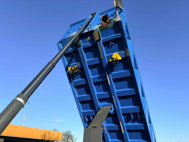 Mercedes-Benz AROCS 4145 8x8 EURO6 Muldenkipper - Tippbil lastbil: bild 5 Mercedes-Benz AROCS 4145 8x8 EURO6 Muldenkipper - Tippbil lastbil: bild 5