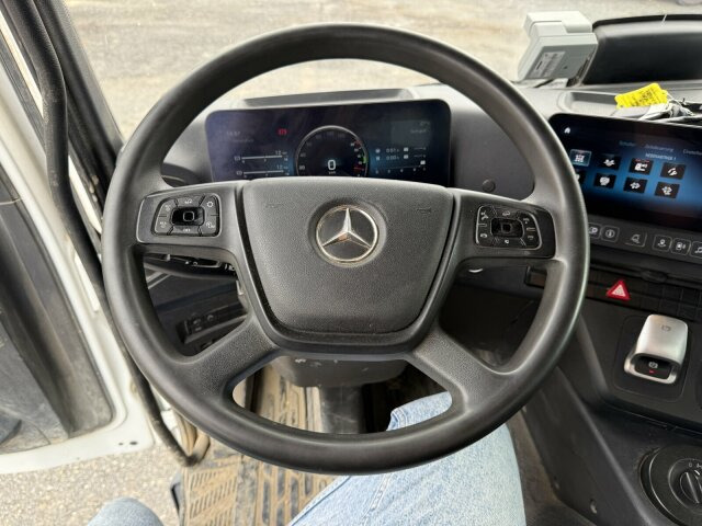 Mercedes-Benz AROCS 4145 8x8 Meiller Muldenkipper - Tippbil lastbil: bild 2 Mercedes-Benz AROCS 4145 8x8 Meiller Muldenkipper - Tippbil lastbil: bild 2