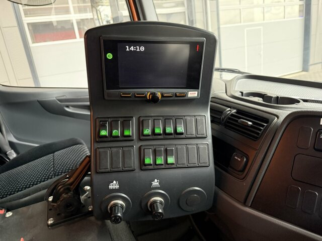 Mercedes-Benz Atego Kehrmaschine BUCHER CITYFANT 5000 - Sopmaskin: bild 4 Mercedes-Benz Atego Kehrmaschine BUCHER CITYFANT 5000 - Sopmaskin: bild 4