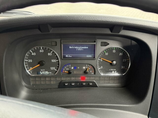 Mercedes-Benz Atego Kehrmaschine BUCHER CITYFANT 5000 - Sopmaskin: bild 2 Mercedes-Benz Atego Kehrmaschine BUCHER CITYFANT 5000 - Sopmaskin: bild 2