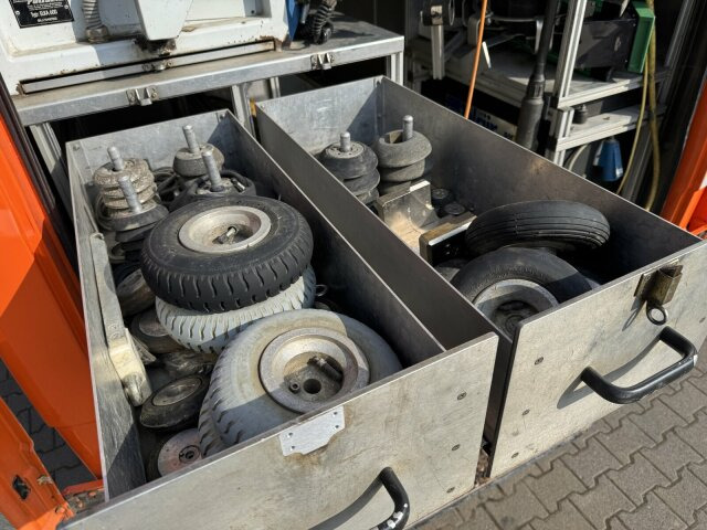 Mercedes-Benz Vario 614D TV Inspektionsanl RCA RAUSCH ELKA 600 - Sugbil: bild 2 Mercedes-Benz Vario 614D TV Inspektionsanl RCA RAUSCH ELKA 600 - Sugbil: bild 2