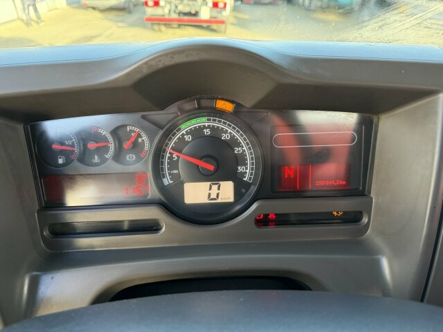 Renault Premium Lander Pritsche mit Kran FASSI - Kranbil, Flakbil: bild 2 Renault Premium Lander Pritsche mit Kran FASSI - Kranbil, Flakbil: bild 2