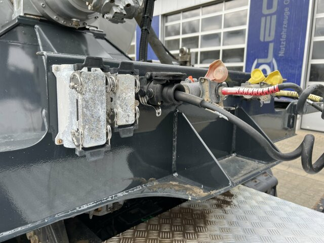 Schwing Stetter Betonmischer Auflieger 10 m³ - Betongtrailer: bild 2 Schwing Stetter Betonmischer Auflieger 10 m³ - Betongtrailer: bild 2