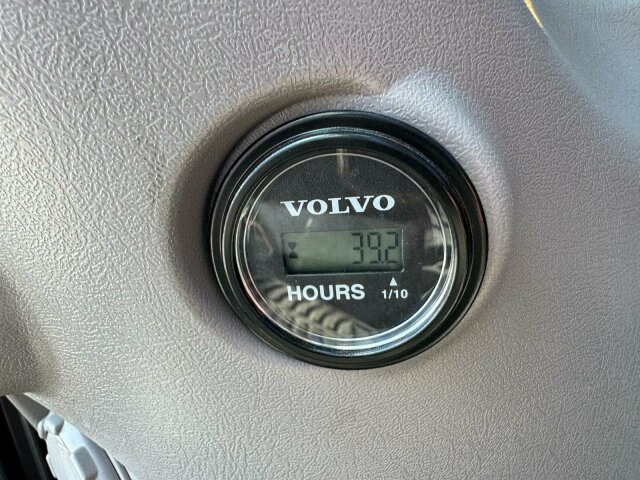 Volvo EWR150E Mobilbagger mit ROTATOR ENCONG EC319 - Grävmaskin på däck: bild 2 Volvo EWR150E Mobilbagger mit ROTATOR ENCONG EC319 - Grävmaskin på däck: bild 2