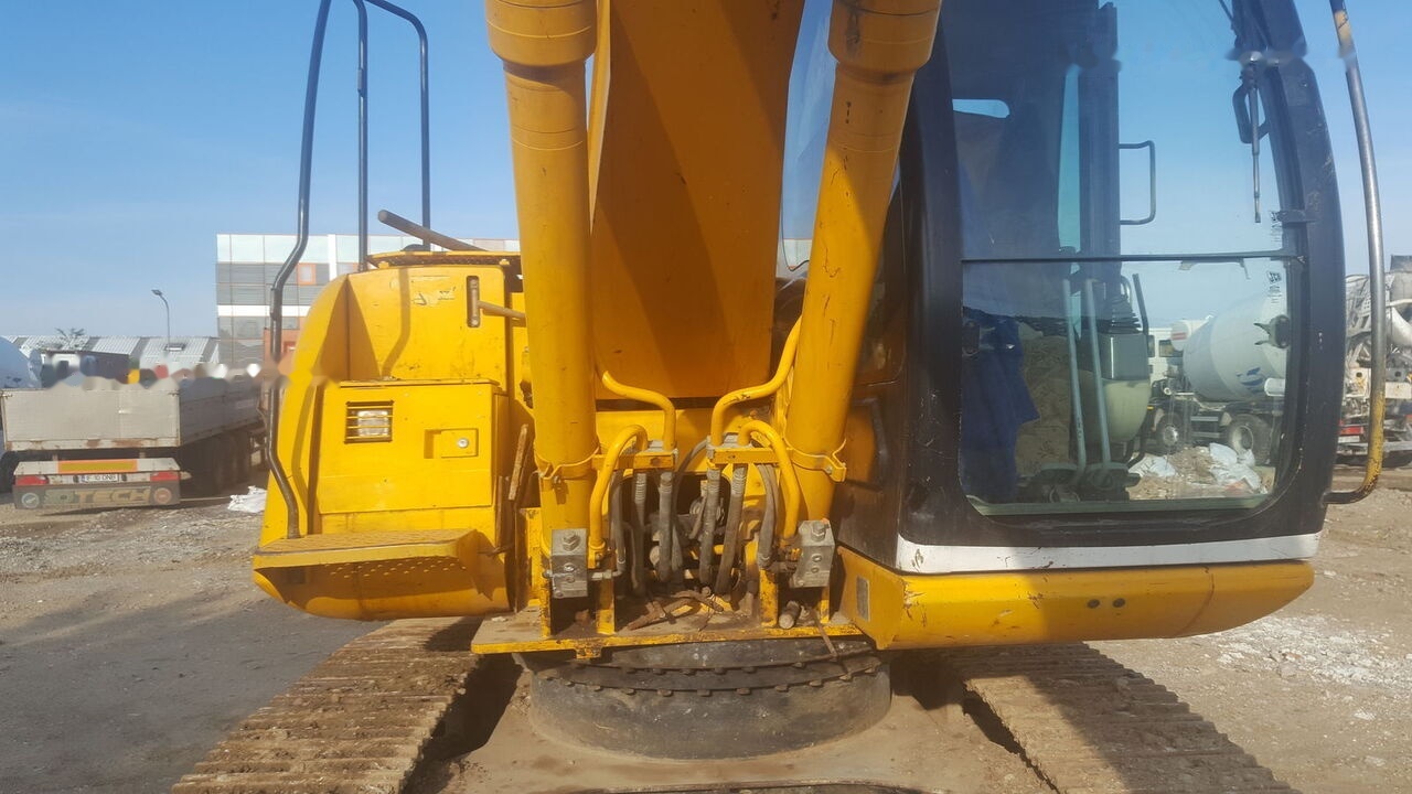 JCB JS 180 - Bandgrävare: bild 5 JCB JS 180 - Bandgrävare: bild 5