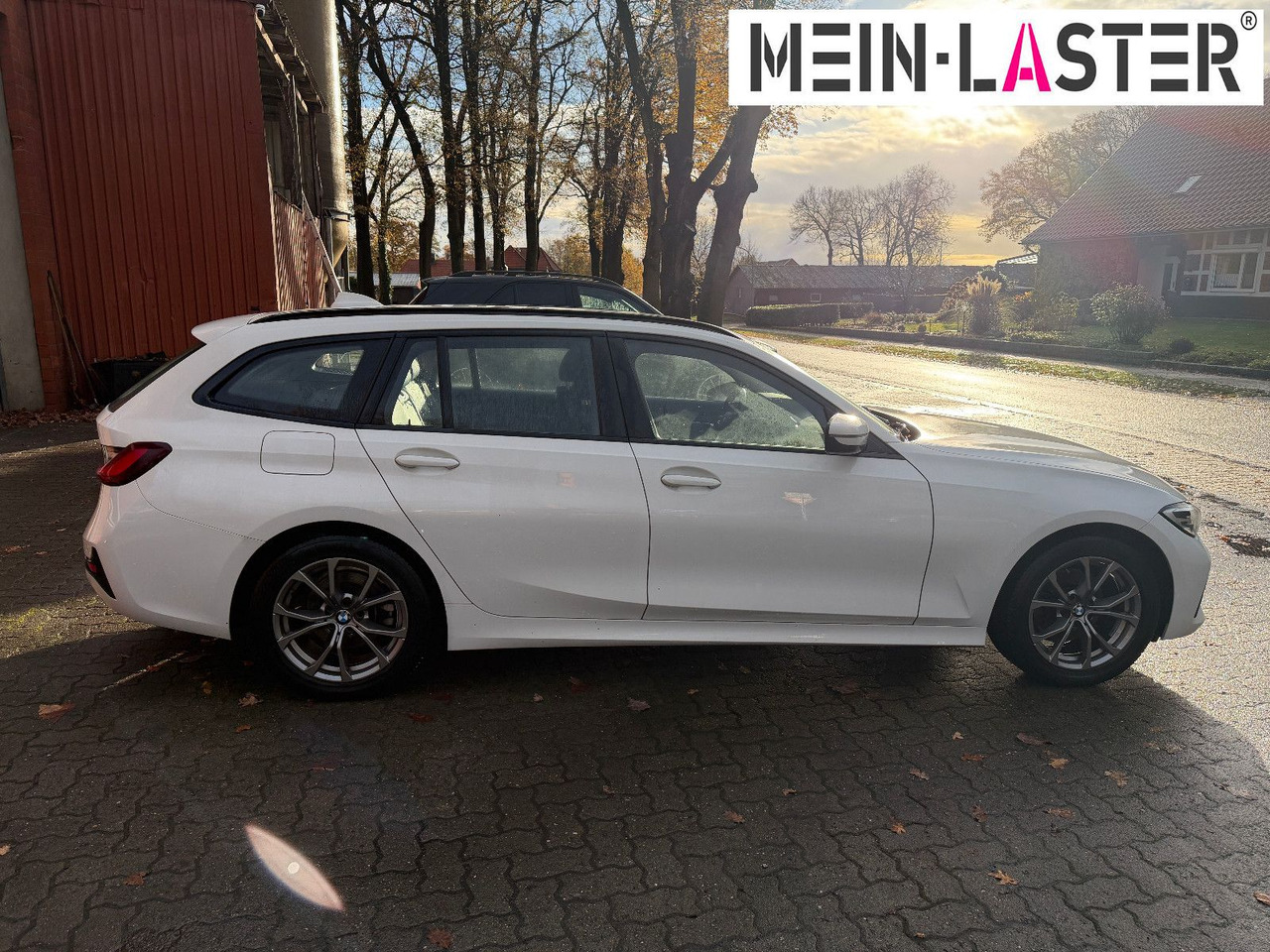 BMW 320 d xDrive touring Sport Line shadow AHK - Kombi: bild 4 BMW 320 d xDrive touring Sport Line shadow AHK - Kombi: bild 4