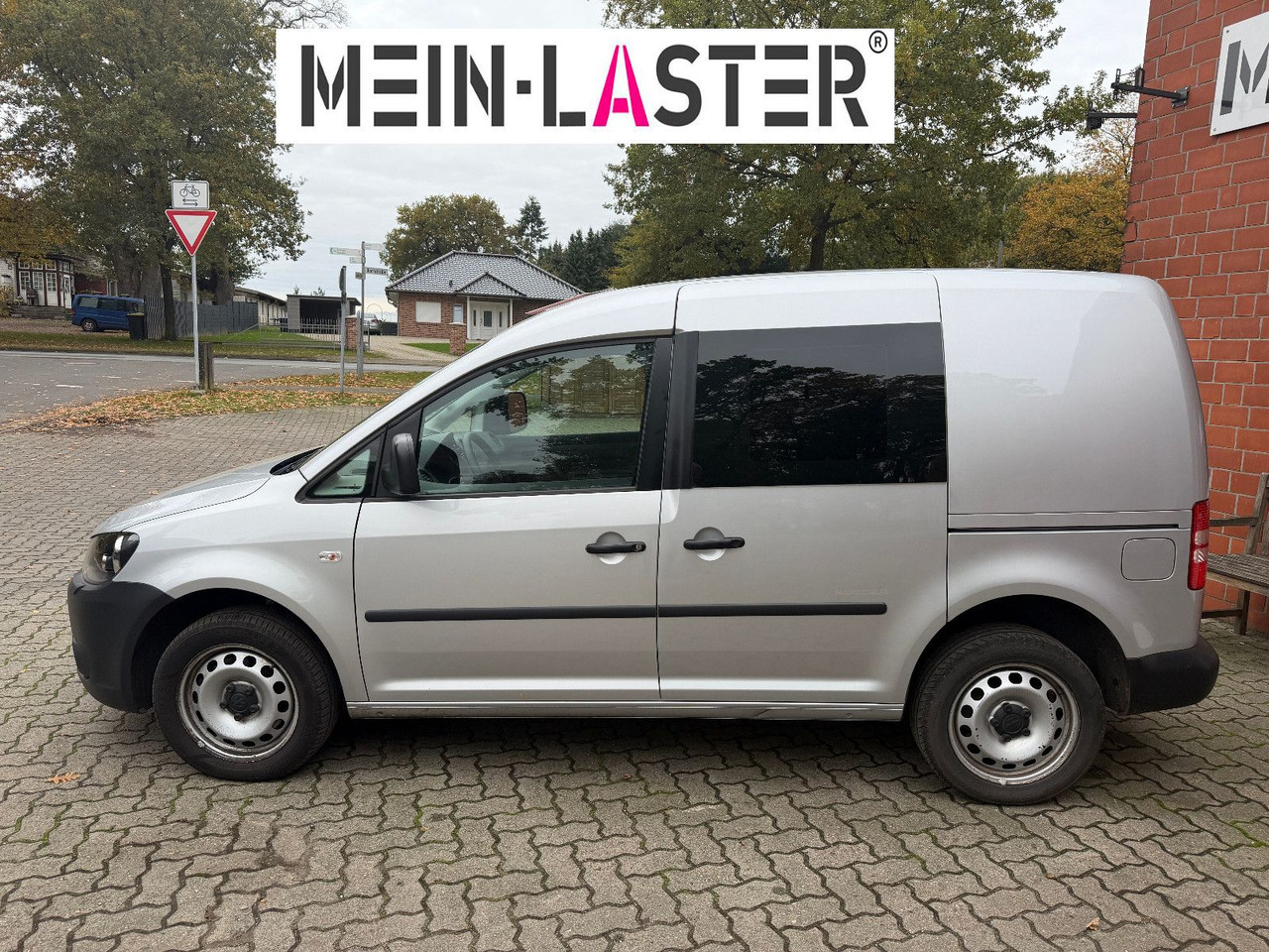 Volkswagen Caddy 2.0 TDI Kasten Soccer 4Motion Automatik - Små skåpbil: bild 4 Volkswagen Caddy 2.0 TDI Kasten Soccer 4Motion Automatik - Små skåpbil: bild 4