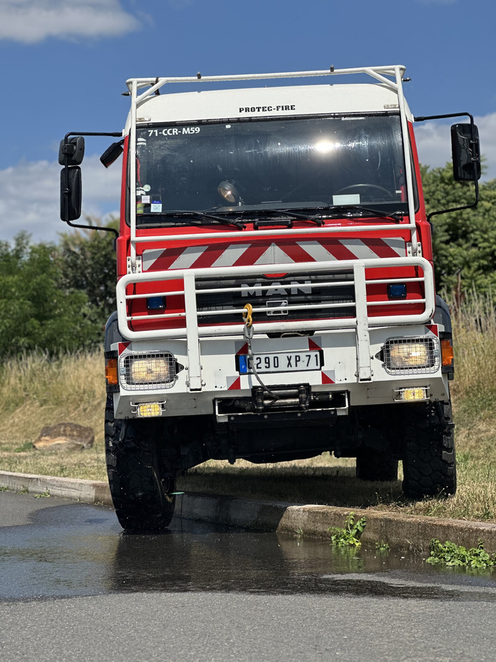 SHACMAN LE. 18-220 - Släck/ Räddningsvagn: bild 2 SHACMAN LE. 18-220 - Släck/ Räddningsvagn: bild 2