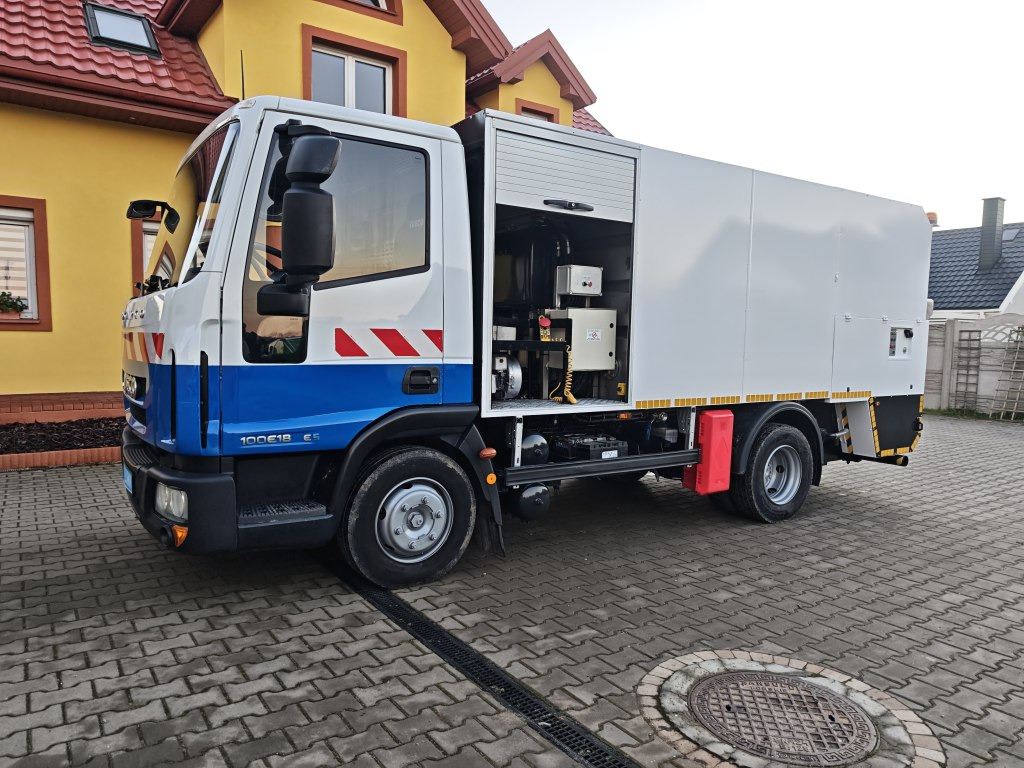 IVECO Eurocargo + IRIDE BIN WASHER CLEANER RHodέla Containerreiniger - Sopbil: bild 3 IVECO Eurocargo + IRIDE BIN WASHER CLEANER RHodέla Containerreiniger - Sopbil: bild 3