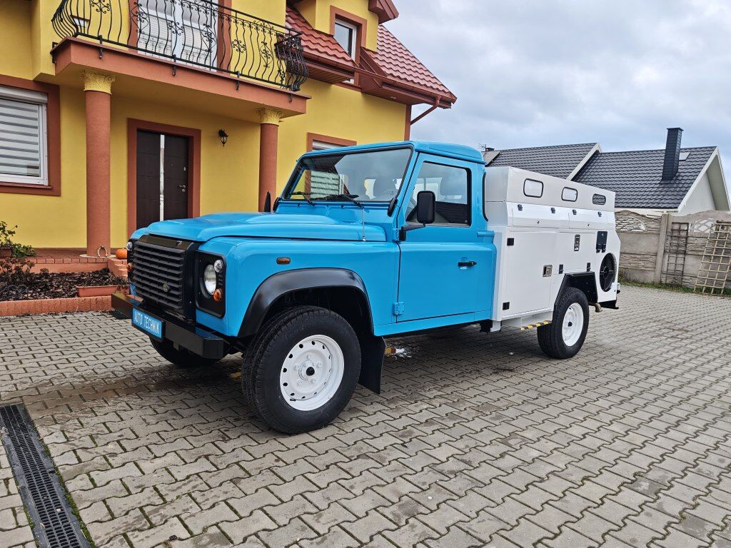 Land Rover Defender 130 RIVARD Premium - Sugbil: bild 2 Land Rover Defender 130 RIVARD Premium - Sugbil: bild 2