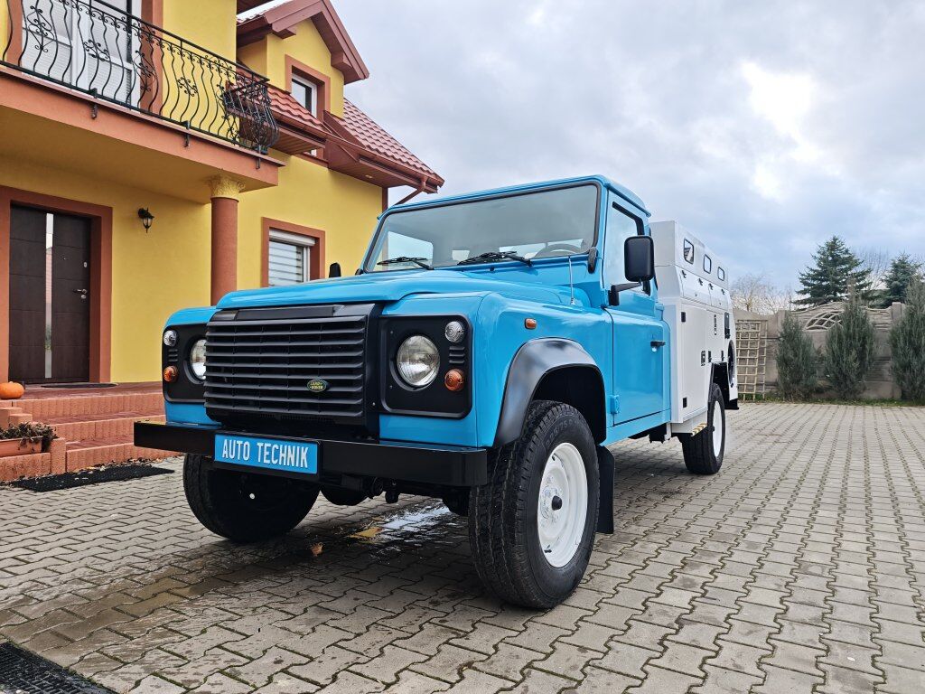 Land Rover Defender 130 RIVARD Premium - Sugbil: bild 1 Land Rover Defender 130 RIVARD Premium - Sugbil: bild 1
