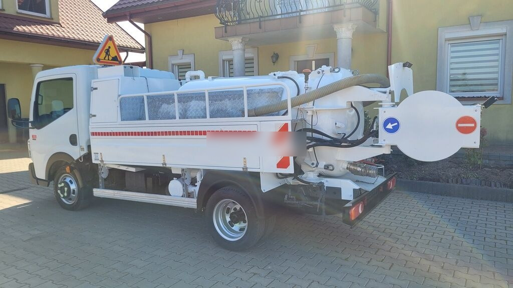 Renault Maxity 140dxi HUVER COMBI - Sugbil: bild 1 Renault Maxity 140dxi HUVER COMBI - Sugbil: bild 1