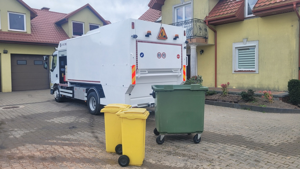 Renault Midlum CONTAINER WEASHER LAVACASSONETTI MYJKA - Sopbil: bild 3 Renault Midlum CONTAINER WEASHER LAVACASSONETTI MYJKA - Sopbil: bild 3