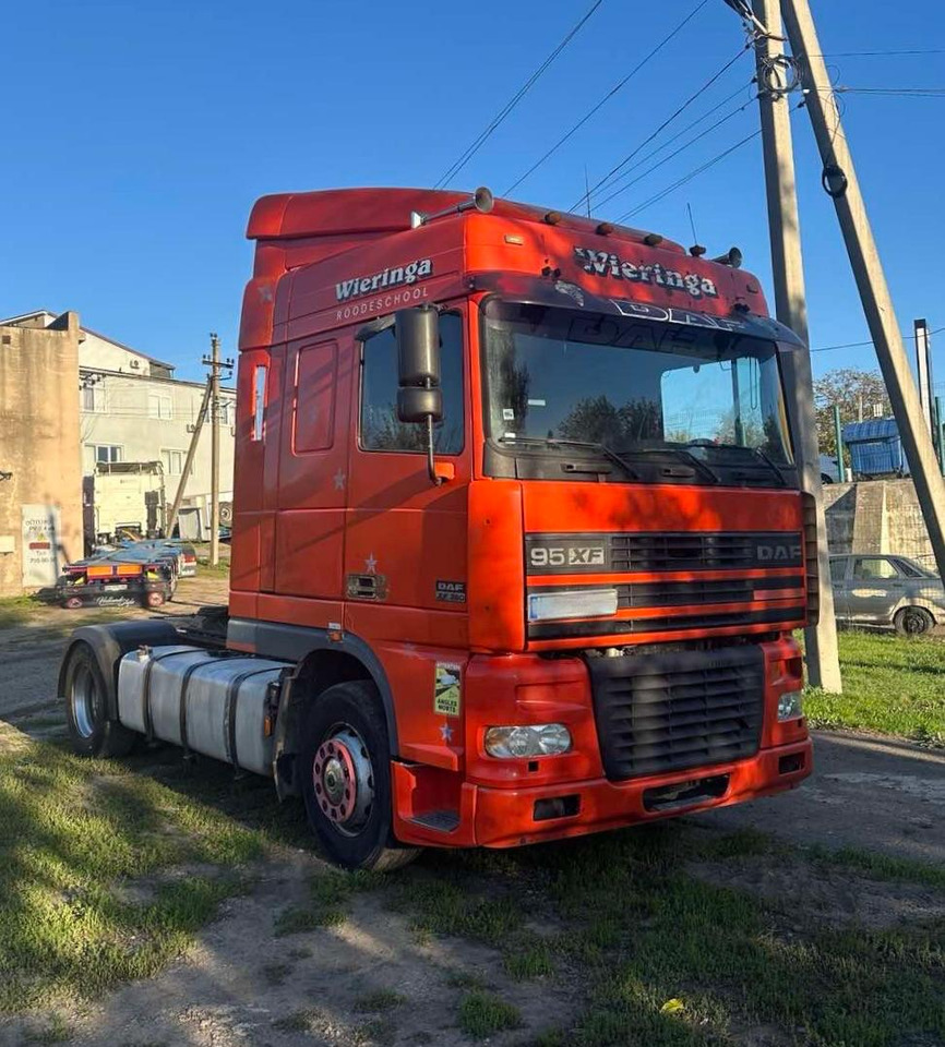 DAF XF 95.380 - Dragbil: bild 1 DAF XF 95.380 - Dragbil: bild 1