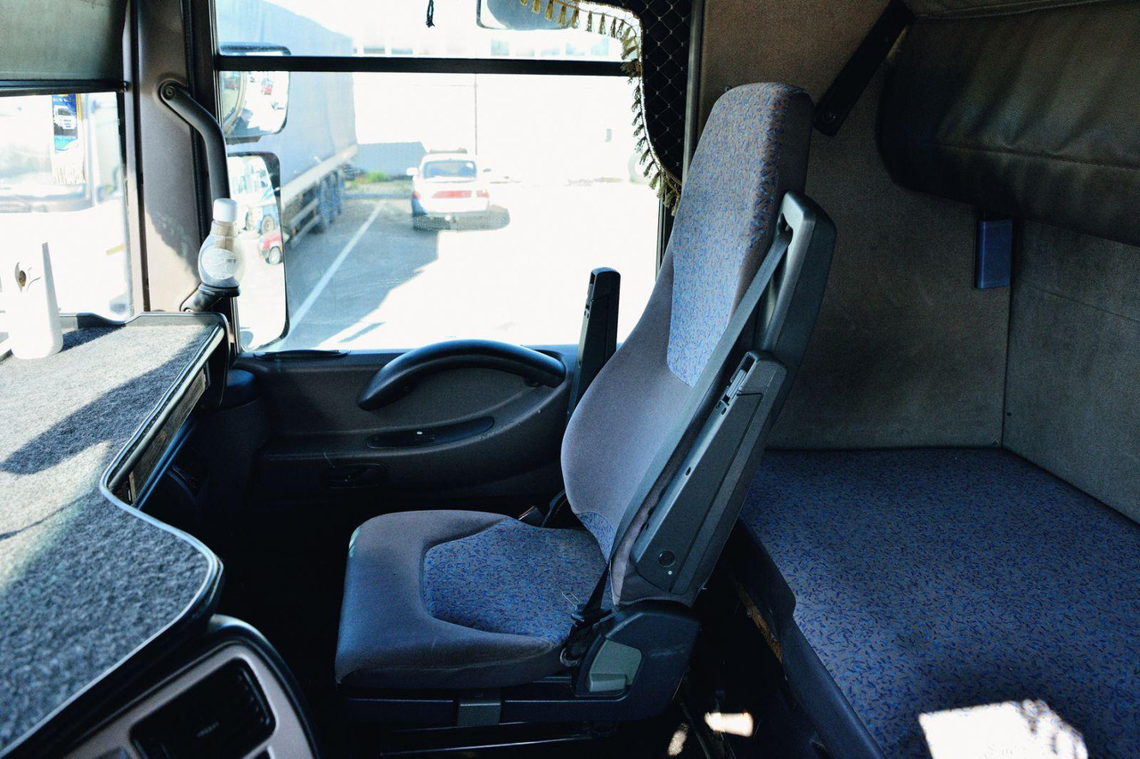 Dragbil RENAULT Magnum 440: bild 15