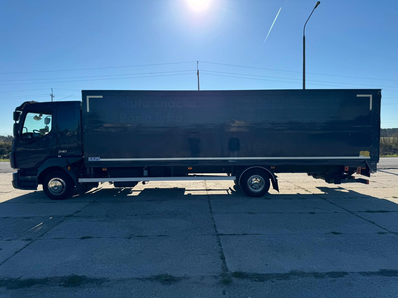 VOLVO FL 240 - Lastbil med skåp: bild 5 VOLVO FL 240 - Lastbil med skåp: bild 5