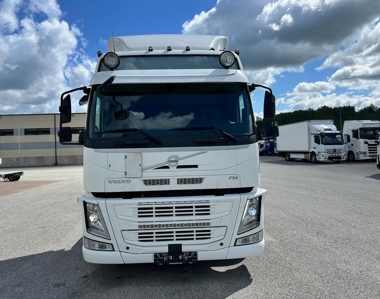 VOLVO FM330 - Chassi lastbil: bild 3 VOLVO FM330 - Chassi lastbil: bild 3