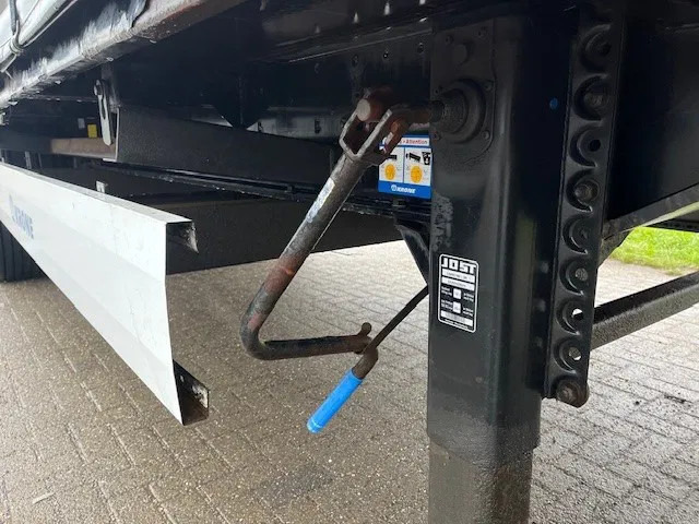 Krone 10x XL Krone mega vario schuifzeil trailer Duits kenteken - Skåp semitrailer: bild 5 Krone 10x XL Krone mega vario schuifzeil trailer Duits kenteken - Skåp semitrailer: bild 5