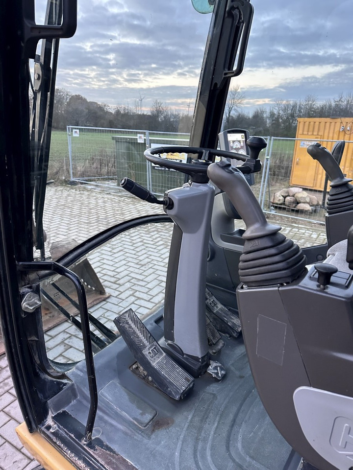 Grävmaskin på däck CATERPILLAR M 318 D full Hydr. Top Zustand German machine !: bild 14 Grävmaskin på däck CATERPILLAR M 318 D full Hydr. Top Zustand German machine !: bild 14