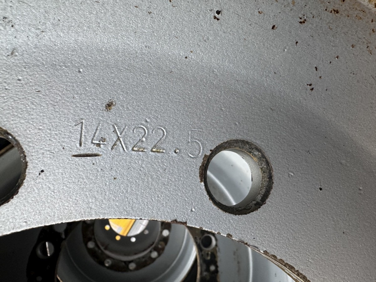 MITAS 445 / 65 R 22.5 Kompletträder - Complet tires - Däck för Grävmaskin på däck: bild 5 MITAS 445 / 65 R 22.5 Kompletträder - Complet tires - Däck för Grävmaskin på däck: bild 5