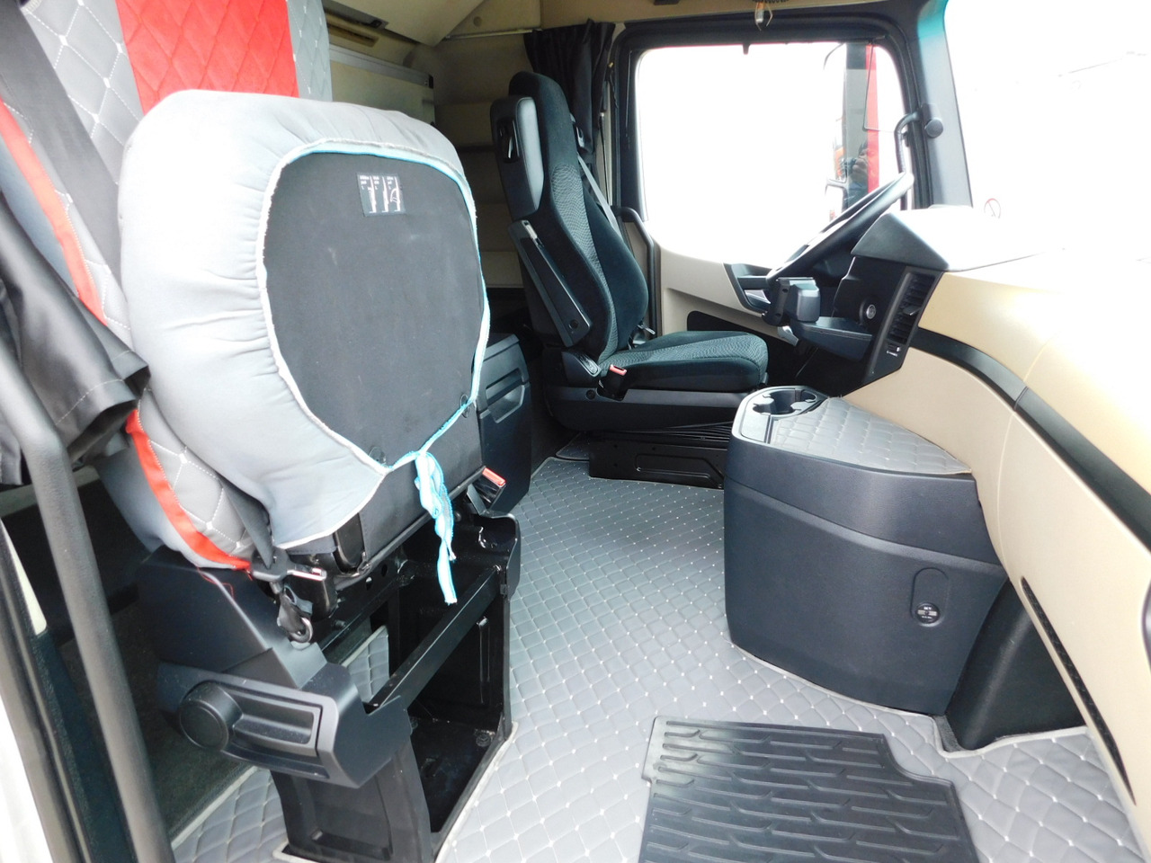 Mercedes Actros - Dragbil: bild 5 Mercedes Actros - Dragbil: bild 5