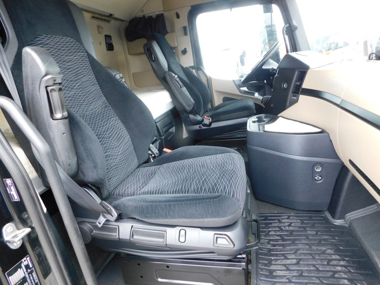 Mercedes Actros - Dragbil: bild 5 Mercedes Actros - Dragbil: bild 5