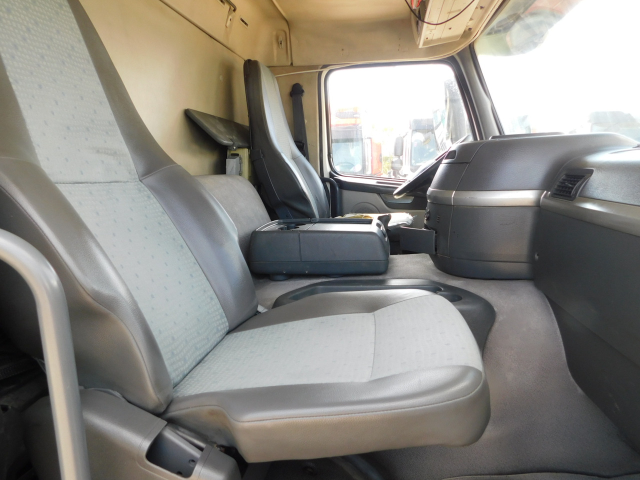 Volvo Fm9 380 - Betongbil: bild 5 Volvo Fm9 380 - Betongbil: bild 5