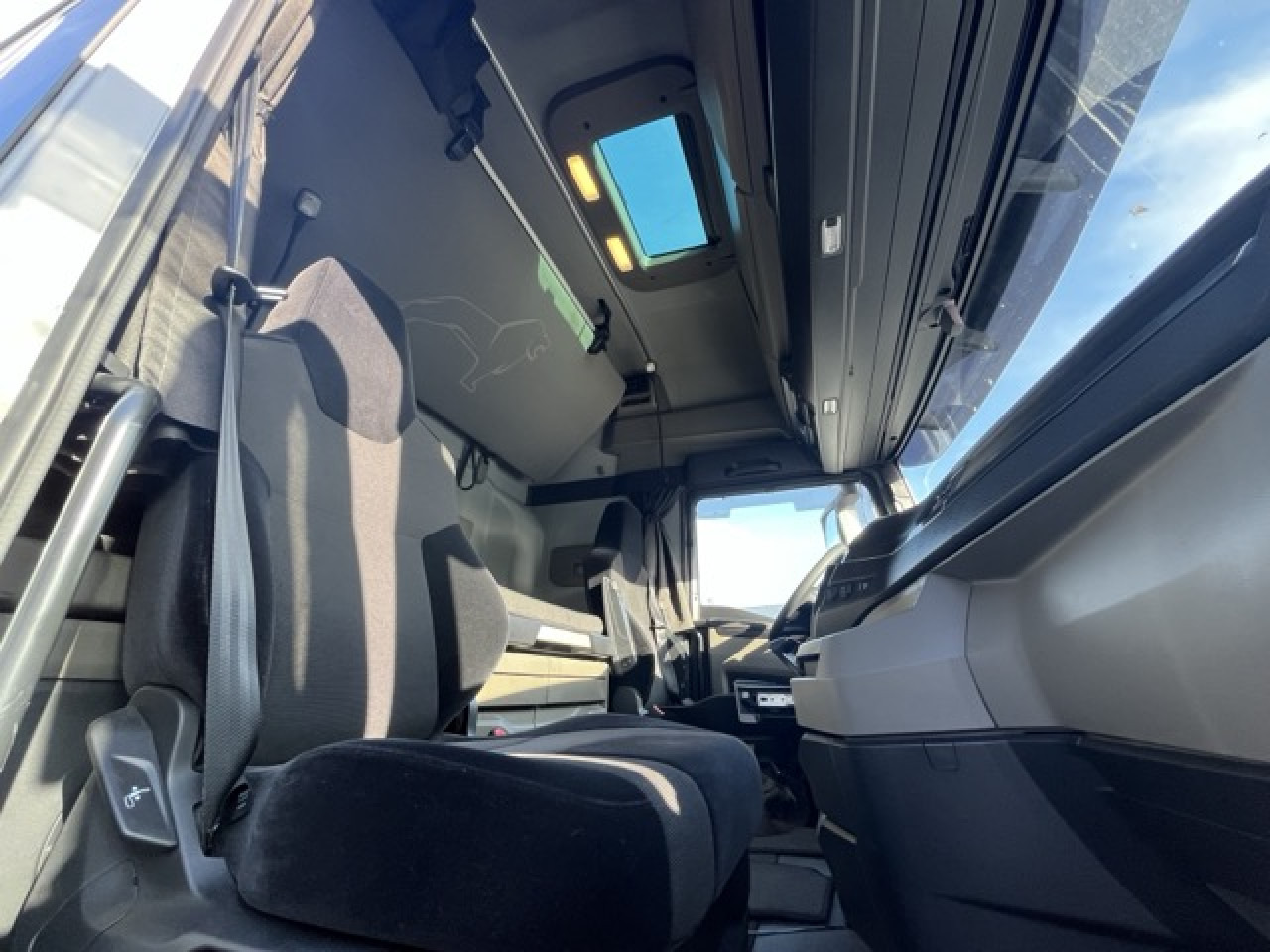 MAN TGX 18.520 4x2 BL SA Euro6 Intarder Klima ZV - Dragbil: bild 3 MAN TGX 18.520 4x2 BL SA Euro6 Intarder Klima ZV - Dragbil: bild 3