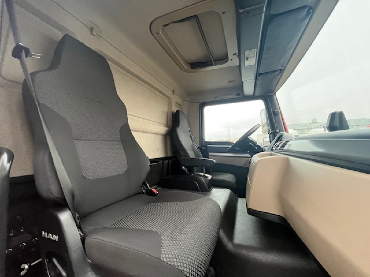 MAN TGM 18.320 4x2 BL Euro6 Klima Luftfeder - Kapellbil: bild 2 MAN TGM 18.320 4x2 BL Euro6 Klima Luftfeder - Kapellbil: bild 2