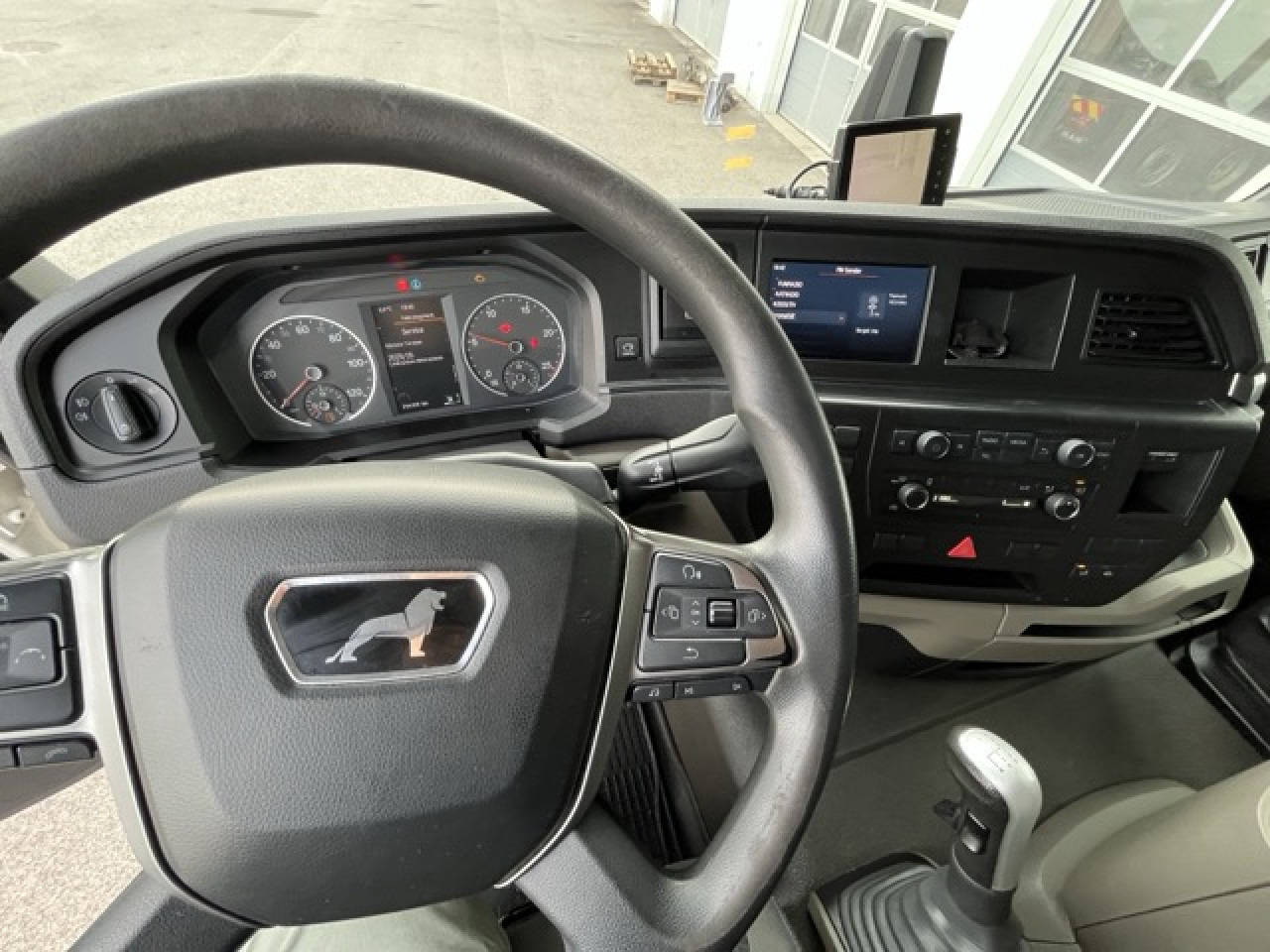 MAN TGS 26.360 6x2-4 LL Euro6 Klima AHK Luftfeder - Chassi lastbil: bild 2 MAN TGS 26.360 6x2-4 LL Euro6 Klima AHK Luftfeder - Chassi lastbil: bild 2