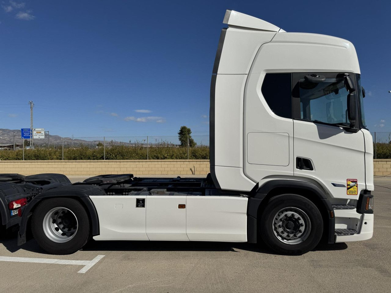 Scania R 460 - Dragbil: bild 2 Scania R 460 - Dragbil: bild 2