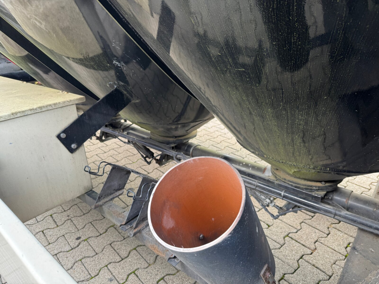 97WSL 33-24 Siloauflieger Welgro 97WSL 33-24 Siloauflieger, Lenkachse, 8 Kammern, ca. 51m³ - Bulktrailer: bild 2 97WSL 33-24 Siloauflieger Welgro 97WSL 33-24 Siloauflieger, Lenkachse, 8 Kammern, ca. 51m³ - Bulktrailer: bild 2