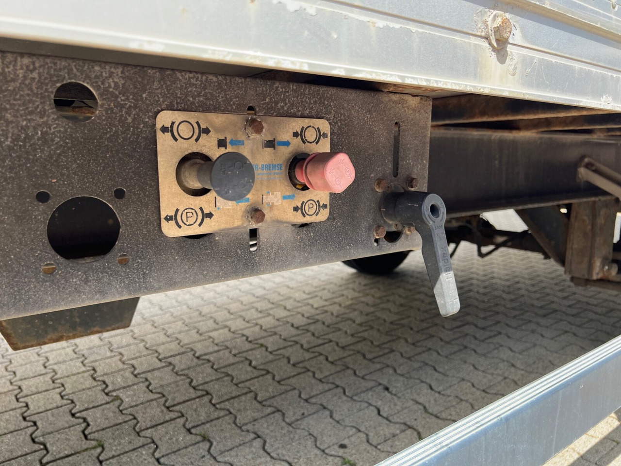 Ackermann Z-LA-F 6.5/5.2 E Ackermann, Z-LA-F 6.5/5.2 E, durchladbar, 42 cbm - Skåpsläp: bild 3 Ackermann Z-LA-F 6.5/5.2 E Ackermann, Z-LA-F 6.5/5.2 E, durchladbar, 42 cbm - Skåpsläp: bild 3