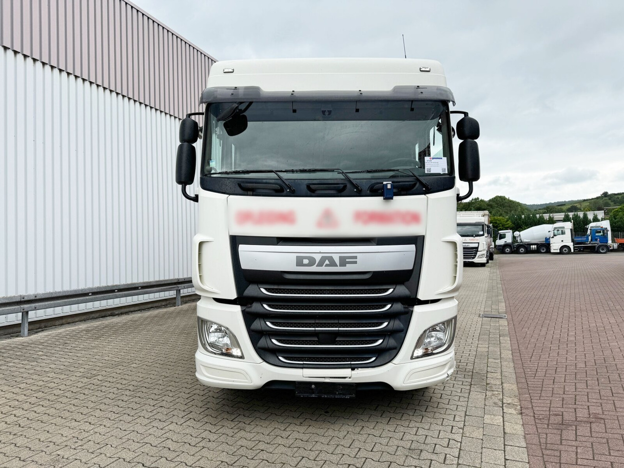 Flakbil DAF XF 410 FA 4x2 XF 410 FA 4x2, Fahrschule, 2x AHK, 6 Sitze: bild 8 Flakbil DAF XF 410 FA 4x2 XF 410 FA 4x2, Fahrschule, 2x AHK, 6 Sitze: bild 8