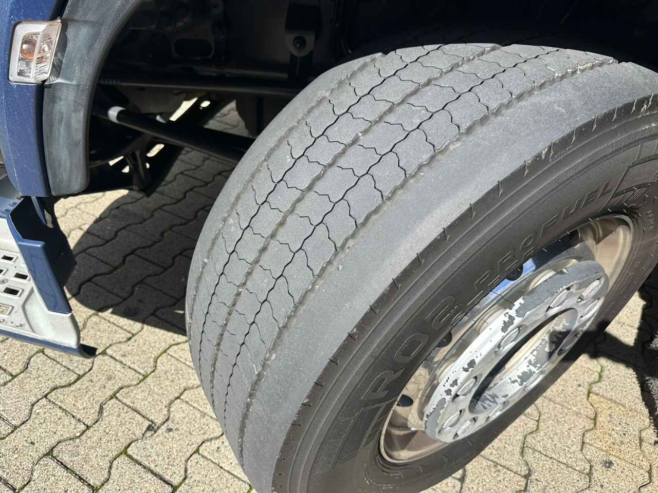 DAF XF 530 FT 6x2 XF 530 FT 6x2, Intarder, Navi, Spacecab, Vorlauflenk/lift, zGG 68t - Dragbil: bild 2 DAF XF 530 FT 6x2 XF 530 FT 6x2, Intarder, Navi, Spacecab, Vorlauflenk/lift, zGG 68t - Dragbil: bild 2