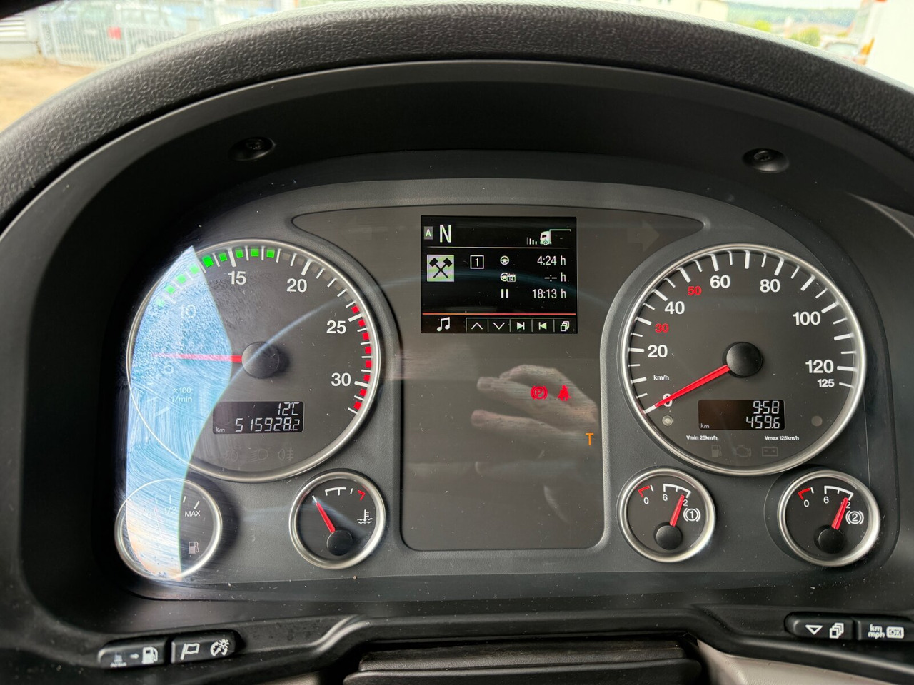 MAN TGX 26.510 6X2/4 BLS TGX 26.510 6X2/4 BLS, Intarder, Vorlauflenk-/lift, Standklima, XXL-Fahrerhaus, 70t - Dragbil: bild 3 MAN TGX 26.510 6X2/4 BLS TGX 26.510 6X2/4 BLS, Intarder, Vorlauflenk-/lift, Standklima, XXL-Fahrerhaus, 70t - Dragbil: bild 3