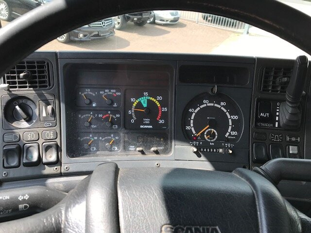 Scania R124 L 420 4x2 R124 L 420 4x2, Retarder, Hydraulik - Dragbil: bild 4 Scania R124 L 420 4x2 R124 L 420 4x2, Retarder, Hydraulik - Dragbil: bild 4