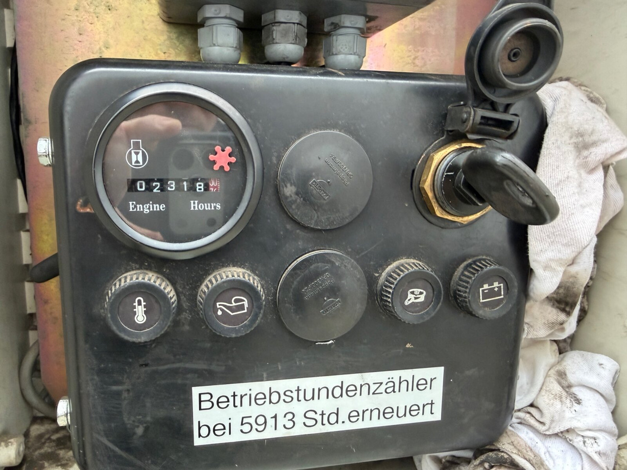 Faehndrich AG TKS-Z13 Asphaltkocher Faehndrich AG TKS-Z13 Asphaltkocher - Bitumenspridare: bild 2 Faehndrich AG TKS-Z13 Asphaltkocher Faehndrich AG TKS-Z13 Asphaltkocher - Bitumenspridare: bild 2