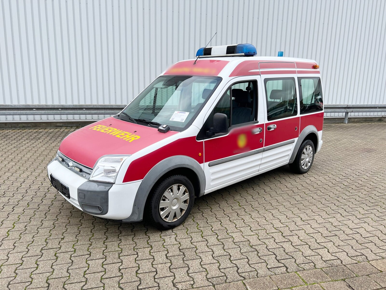 Ford Tourneo Connect 4x2 Tourneo Connect 4x2, Personentransporter, 8-Sitzer - Små skåpbil: bild 1 Ford Tourneo Connect 4x2 Tourneo Connect 4x2, Personentransporter, 8-Sitzer - Små skåpbil: bild 1